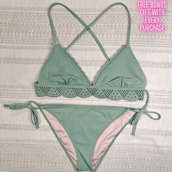 Shade & Shore Green Crochet Bikini Set Size M Swimwear 2 Piece NEW - Picture 1 of 5
